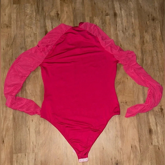 HOT PINK BODY SUIT NWT LONG SLEEVED RUCHED SNAP CROTCH SEXY MOCK NECK XL - Picture 6 of 8